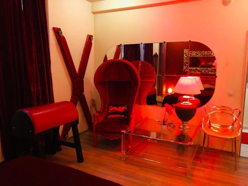 Castell Roissy - Bizarrstudio