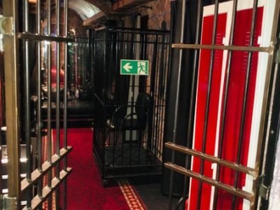 Castell Roissy - Bizarrstudio