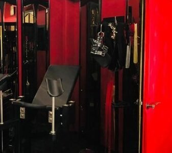 Castell Roissy - Bizarrstudio