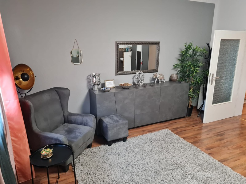 SECRET LADIES - Die familiäre Adresse