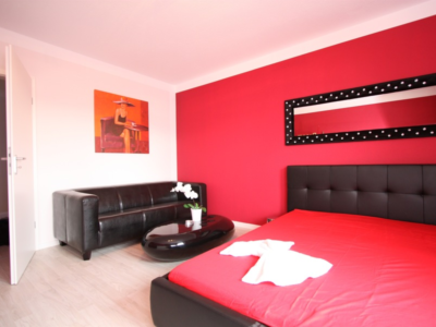 Top Ladies im House 3