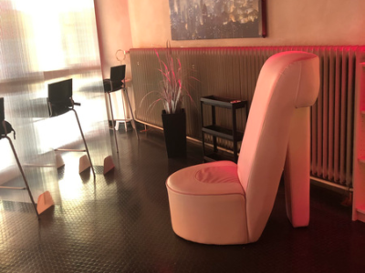 Willkommen im Laufhaus 8