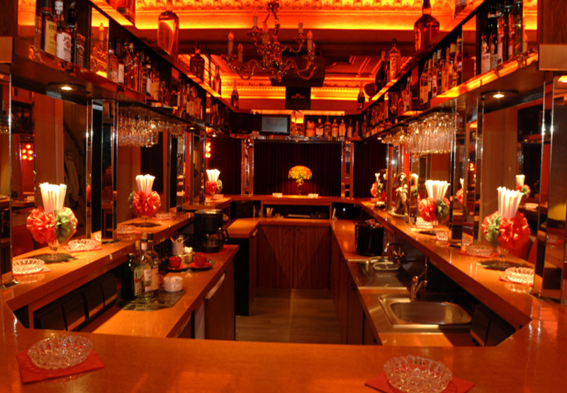 Club - Hotel - Bar Nightclub (Bordell)
