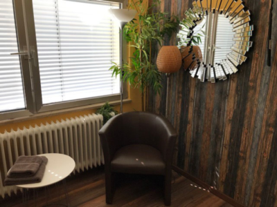 In privater Atmosphäre für den Liebhaber der reifen Lust