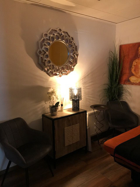 In privater Atmosphäre für den Liebhaber der reifen Lust