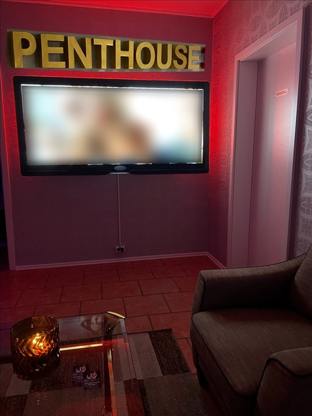 Penthouse Erotik Lounge - Raucher-Lounge im Außenbereich