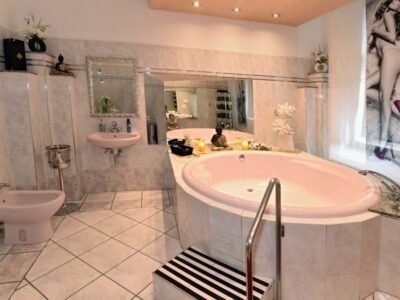 Willkommen im Salon Cora