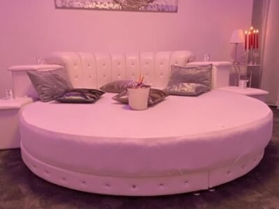 Studio Roxanna 10