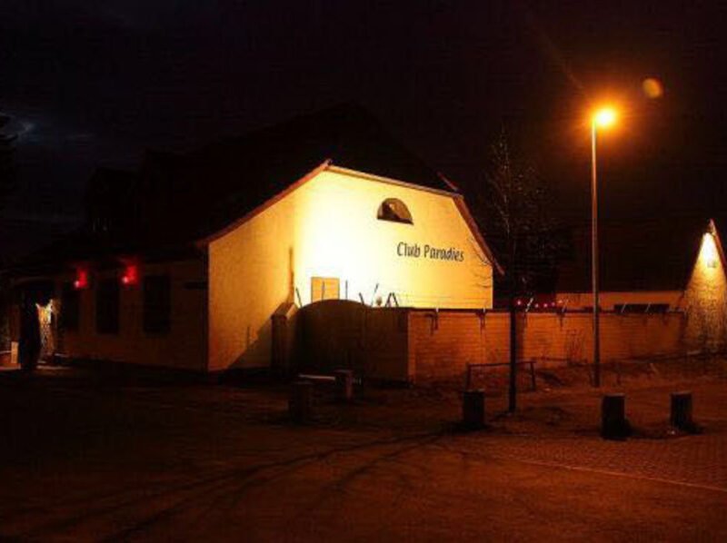 Club Paradies