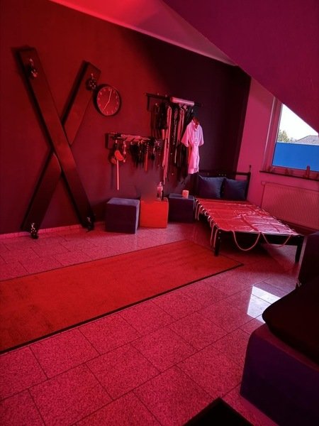 AC-Girls (18+) - Heiße Damen !!