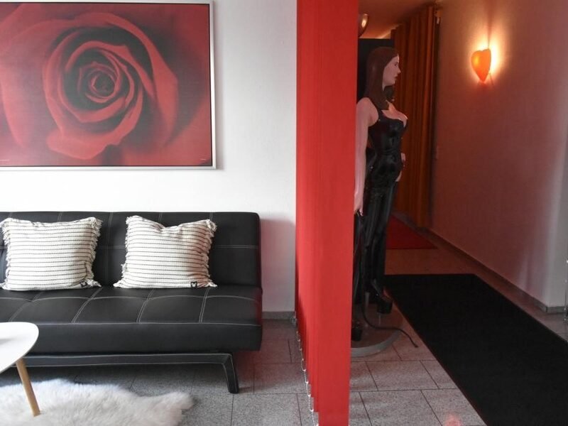 AC-Girls (18+) - Heiße Damen !!