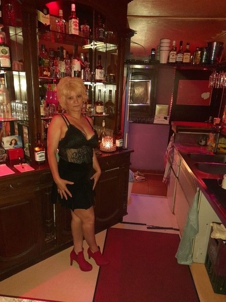 BAMBOLA BAR - TOP Girls 18+