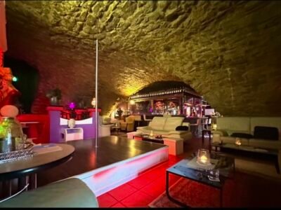 BAMBOLA BAR - TOP Girls 18+