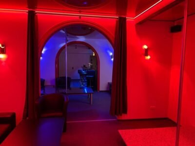 Tabledance Bar Kiss 2.0